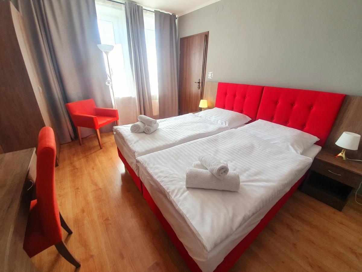 Lux Resort Kraśnik Esterno foto