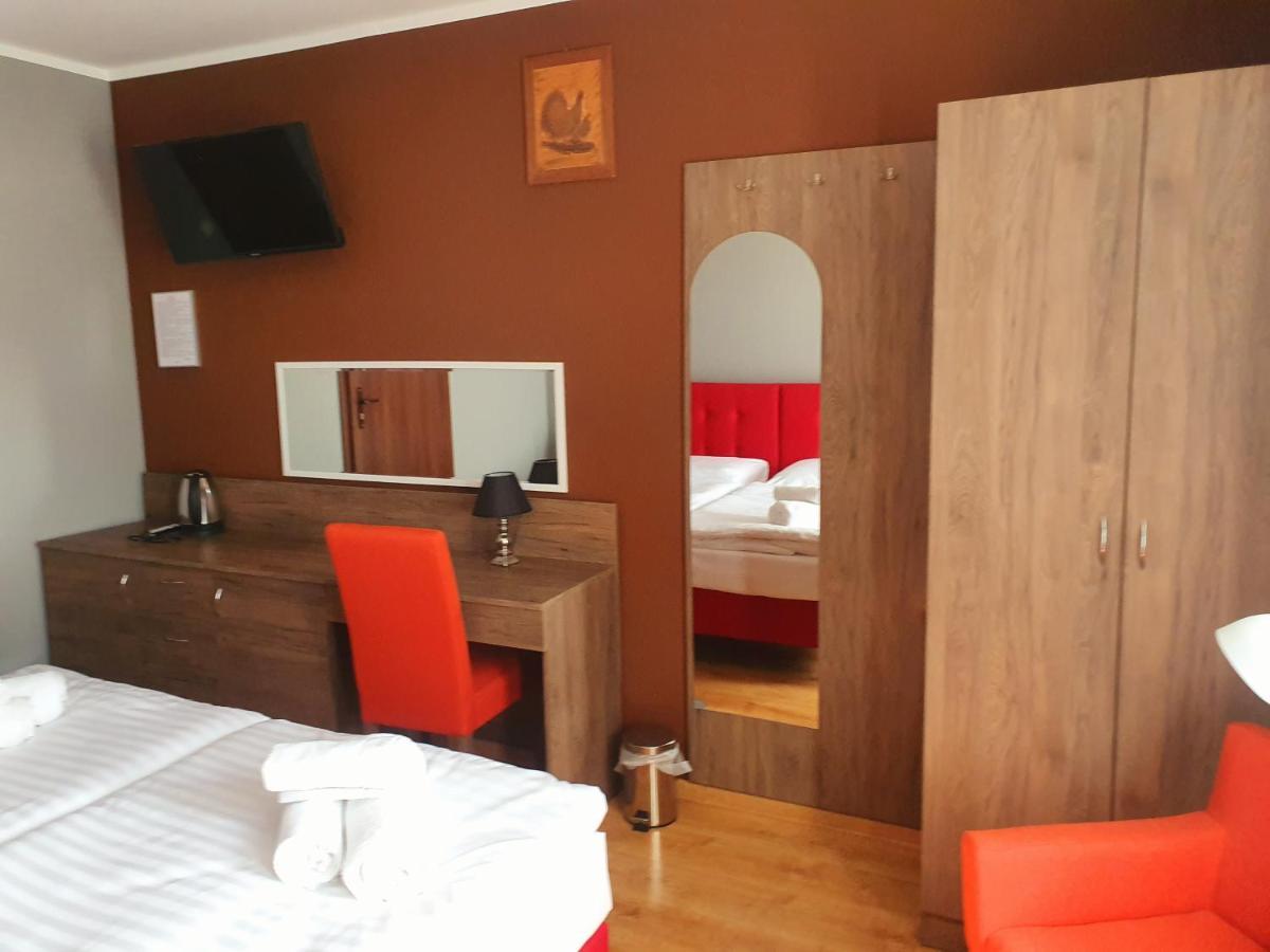 Lux Resort Kraśnik Esterno foto