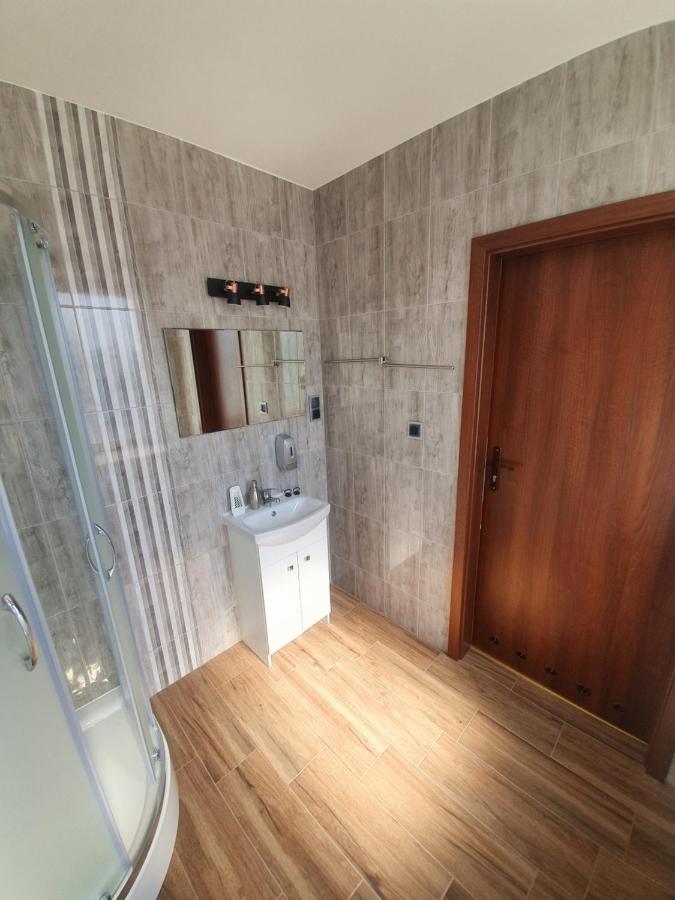 Lux Resort Kraśnik Esterno foto