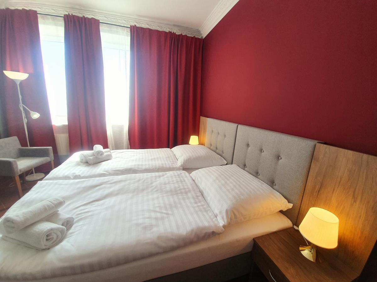 Lux Resort Kraśnik Esterno foto