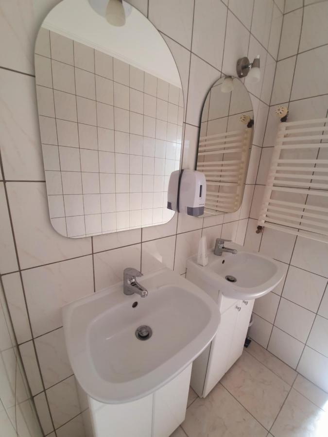 Lux Resort Kraśnik Esterno foto