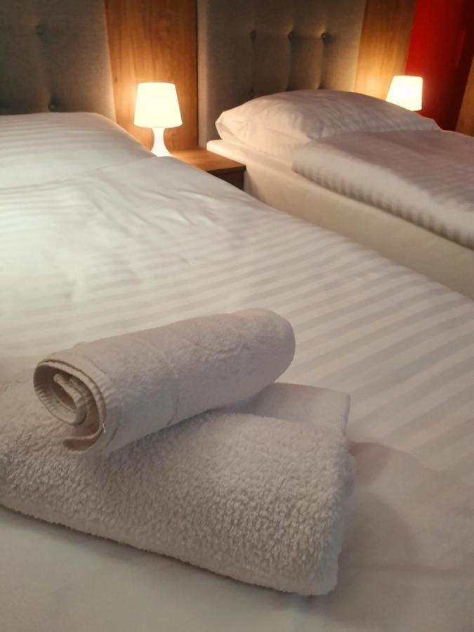 Lux Resort Kraśnik Esterno foto