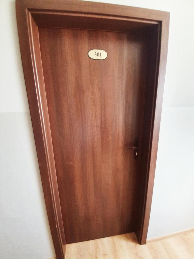 Lux Resort Kraśnik Esterno foto