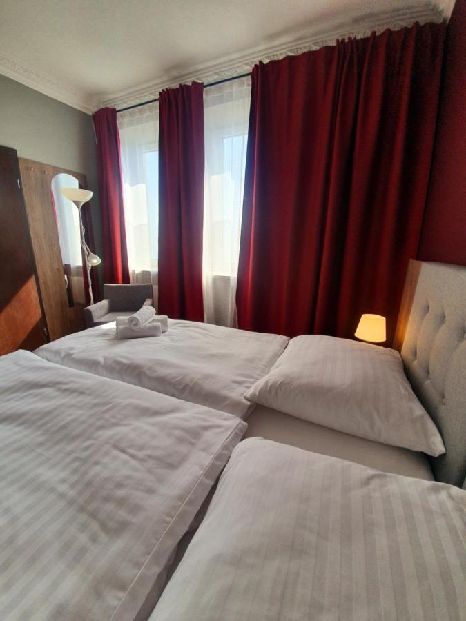 Lux Resort Kraśnik Esterno foto